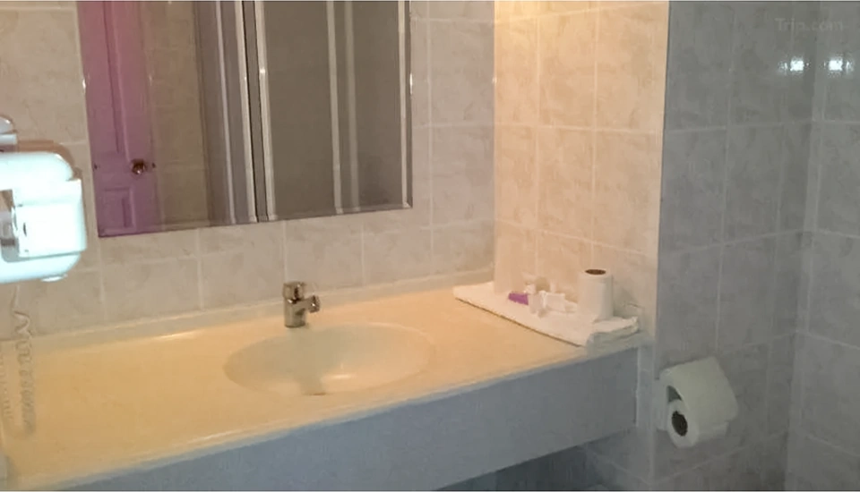 هتل آپارتمان گلدن مون کوش آداسی